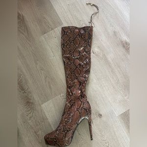Boots Size 12